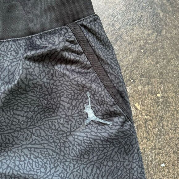 Jordan Kids Elephant Print 100% Polyester Pants Size XL Activewear Basketball - Picture 3 of 14